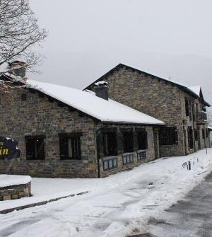 camping-gavin-exterior-c8a07df